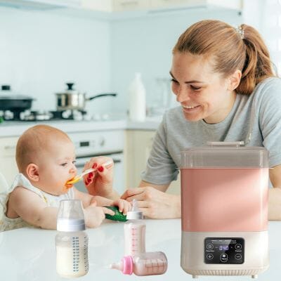 Stérilisateur biberon la complicité entre maman bébé