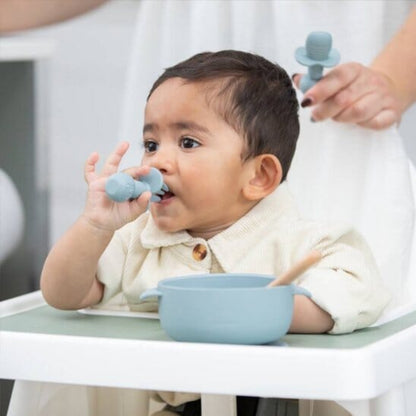 Couvert bebe matériau souple et sécuritaire 
