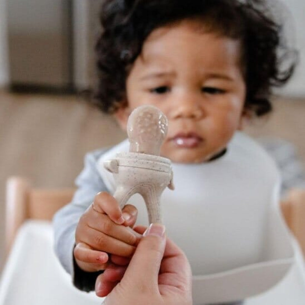 Grignoteuse bebe marron